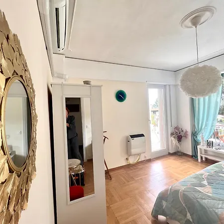 Free Parking And Air Conditioner Апартаменты Санремо
